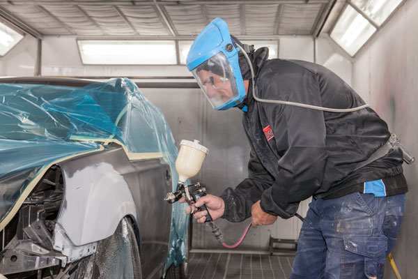 VEHICLE SPRAY PAINTING